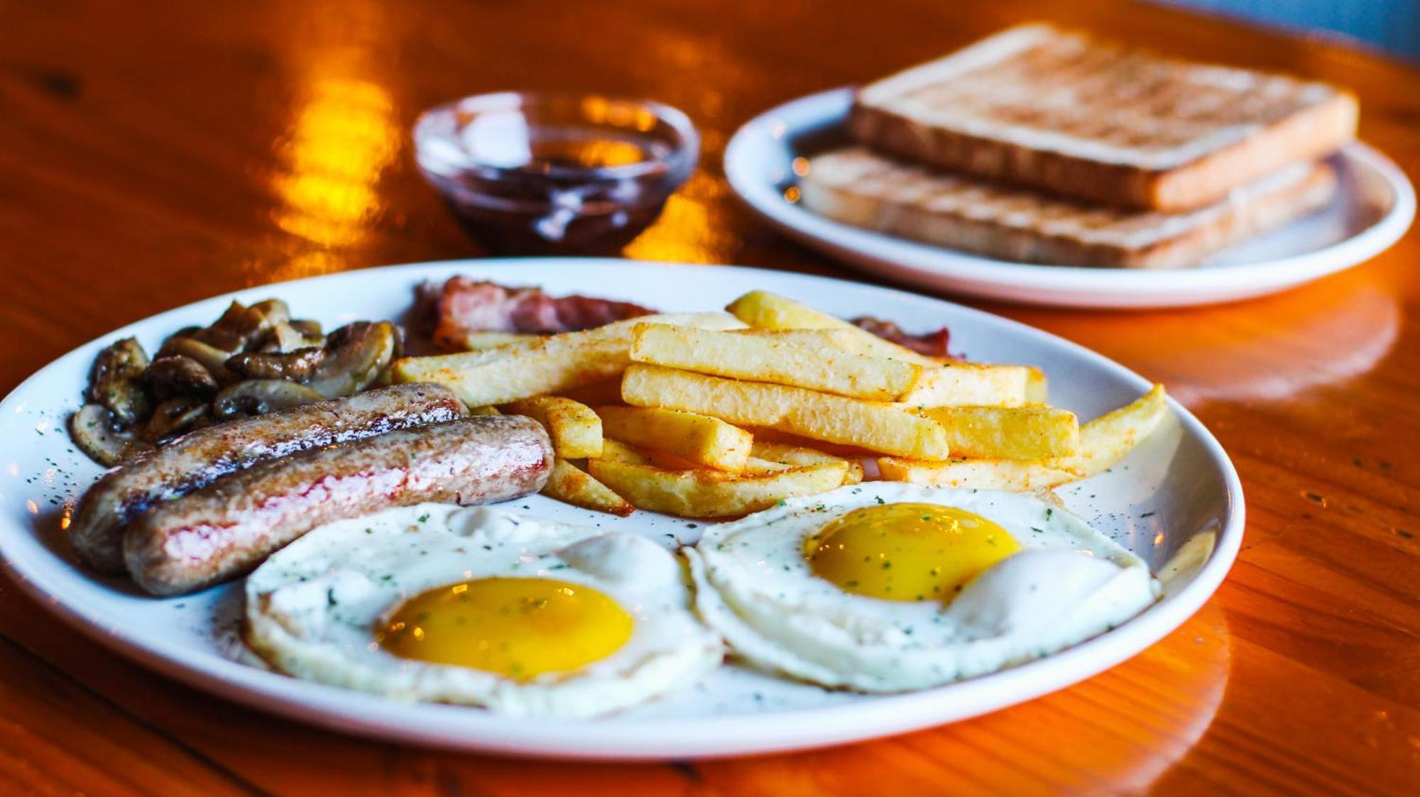 Never At Home Green Point Kapstaden Eksteriør billede A cooked breakfast