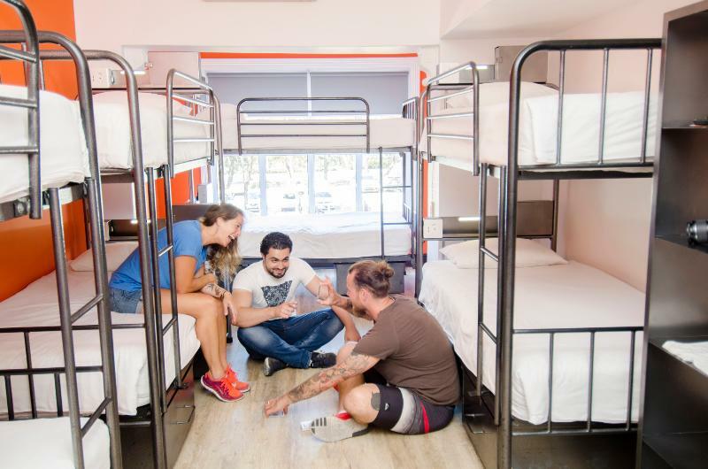 Never At Home Green Point Kapstaden Eksteriør billede Hostel in Madrid, Spain
